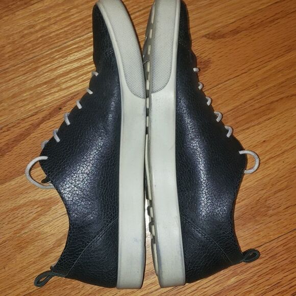 ECCO Black Leather Sneakers - Picture 6 of 8